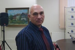 "Будешь подыхать на улице, жрать нечего - вспомнишь": депутат от КПРФ выступил перед школьниками с напутственной речью