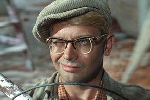 Нейросеть нарисовала знаменитых героев из фильмов Леонида Гайдая - получилось неожиданно