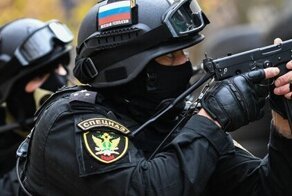 В Нижнем Тагиле спецназ задержал пенсионерку, торговавшую запрещёнными веществами, чтобы расплатиться с долгами по ЖКХ