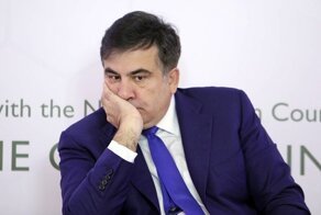 "Я отдал Грузии все свои знания": похудевший на 45 кг Саакашвили показал рёбра, но судью не растрогал