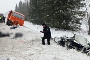 Авария дня. В Удмуртии двое полицейских и подозреваемый погибли в ДТП