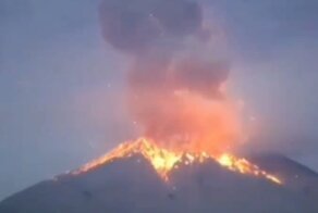 В Японии произошло извержение вулкана