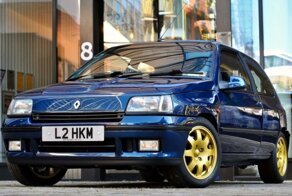 Один из лучших хот-хэтчей Renault Clio Williams великолепно отреставрирован для аукциона