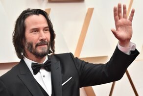 Кианумицин: в честь Киану Ривза назвали пестицид от серой гнили