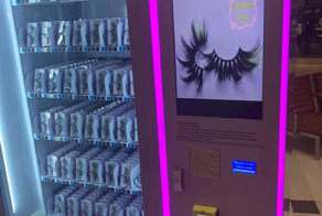 Крутые торговые автоматы из разных стран, при виде которых рука так и тянется к кошельку