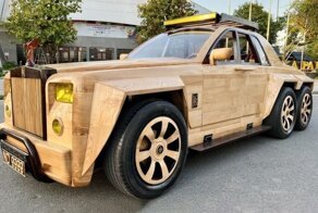 Шестиколёсный Rolls-Royce из дерева: вьетнамец построил игрушку для сына
