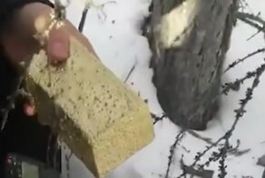 В Забайкальском крае трое мужчин украли два мешка золота из "Урала" фельдъегерской службы