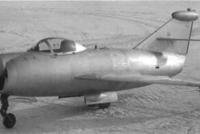 Экспериментальный пилотируемый самолёт-снаряд «К». Его подвешивали на Ту-4К