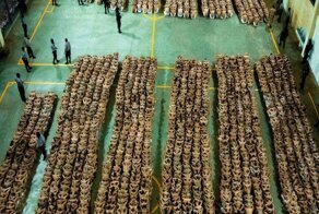 В Сальвадоре открыли "мегатюрьму" на 40000 заключённых