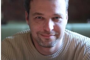 И сразу как-то расхотелось: психотерапевт предложил парню с суицидальными мыслями не умирать просто так