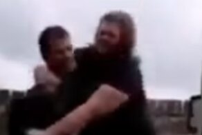 Большая женщина желает танцевать