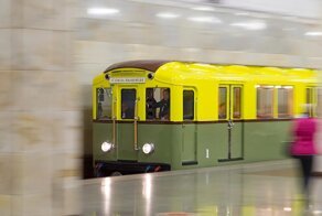 Почему в СССР вагоны метро называли по буквам алфавита, но пропустили букву “Ж”