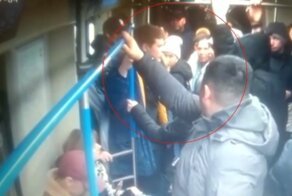 Москвич распылил перцовый баллончик в вагоне метро и заработал уголовную статью