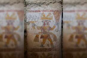 В Перу обнаружена 1400-летняя фреска с двухголовыми мужчинами