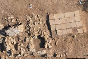 В Турции нашли римскую гробницу, усыпанную «заколдованными» гвоздями против зомби
