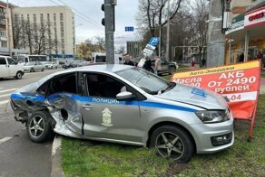 Краснодарские сотрудники ДПС устроили ДТП
