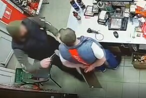 В Нижегородской области мужчина ограбил магазин и выбросил деньги, чтобы попасть в тюрьму