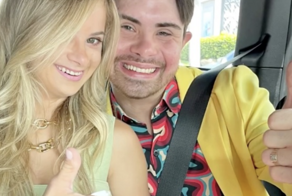 Пара с синдромом Дауна доказывает миру, что отличаться от других - это неплохо