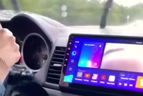 «Меня отвлекают эти штучки»: автоледи потребовала у инструктора выключить дворники или убрать дождь