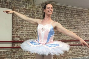 37-летнего британского трансгендера приняли в Академию балета после двух лет занятий танцами