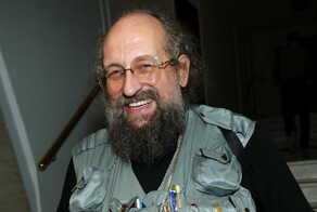В Совфеде назвали шуткой законопроект Вассермана о декларации наличных денег