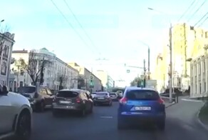 Устроил ДТП и пытался скрыться