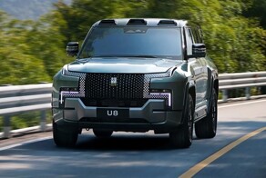 BYD Yangwang U8 - самый дорогой серийный внедорожник Китая