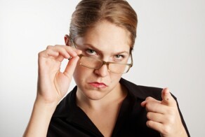 Мужчина позвонил в отдел кадров и узнал много нового