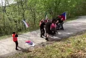 В Хорватии пьяный украинец сорвал российский флаг и быстро за это поплатился