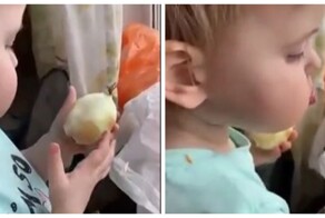 Машенька очень любит лук