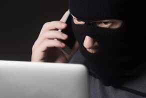 В Шереметьево задержали безработного, который «кинул» пенсионерку на ₽6,7 миллионов и квартиру в Питере
