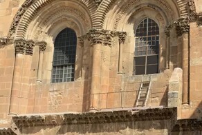 Как деревянная лестница стала символом статус-кво в Храме Гроба Господня в Иерусалиме