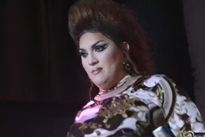 Трансвестит решил стать лицом компании Smirnoff против их воли