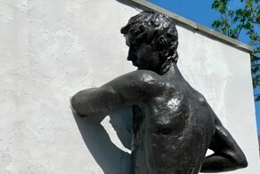 "Застрял в текстурах": жители Самары удивились появившемуся в городе арт-объекту