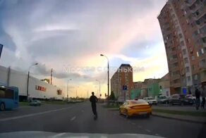 Кульбит от самокатчика