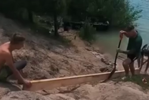 Поучительная история о строительстве пирса для купания