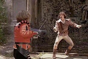 Что за странные шпаги были в советском фильме о трёх мушкетёрах