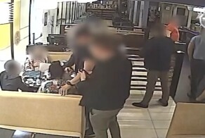 В московском ТЦ женщины пытались продать младенца за 60 тысяч рублей