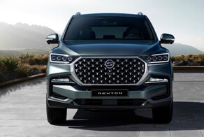 Представлен рестайлинговый внедорожник Rexton с новым салоном