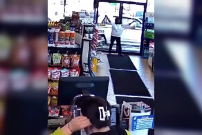 Владельцы заправки из США устроили забавную акцию