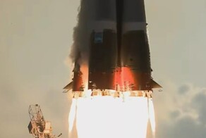 Роскосмос поделился красивыми кадрами запуска спутника