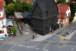 17 зловещих домов и сооружений, которые могли бы стать домом для кинозлодеев