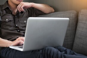 "Палата мер и весов": после расставания с девушкой парень обнаружил в её ноутбуке таблицу сравнения бывших