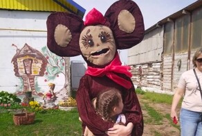 «Чебурашка уже не тот»: на детский праздник в Ульяновской области пришёл жутковатый аниматор