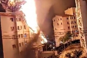Воздушный шар упал на дом в Бразилии