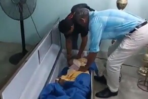 Жительница Эквадора очнулась в гробу и сорвала собственные похороны