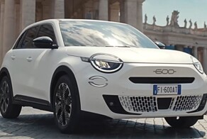 Fiat 500 увеличили, сделав из него кроссовер