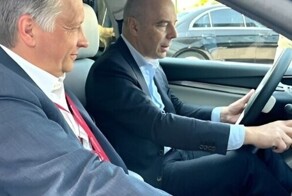 Глава Минфина предложил посадить всех чиновников за руль отечественных автомобилей