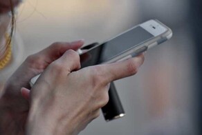 Более ₽2 млн слила девушка в мобильном приложении для интеллектуалов