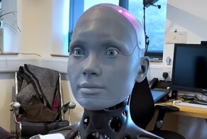 Шутка не удалась: самый передовой робот в мире попытался рассказать анекдот